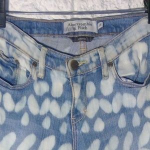 Abercrombie and Fitch  - Art Jeans - Size XS (2)